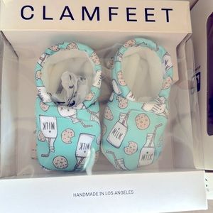 Clamfeet baby shoes new in box